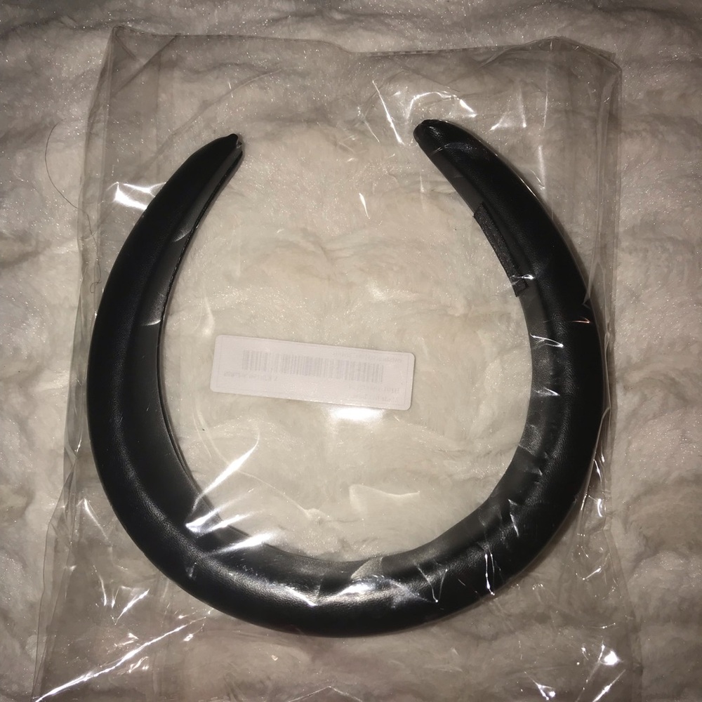 Faux leather headband - Picture 2 of 5